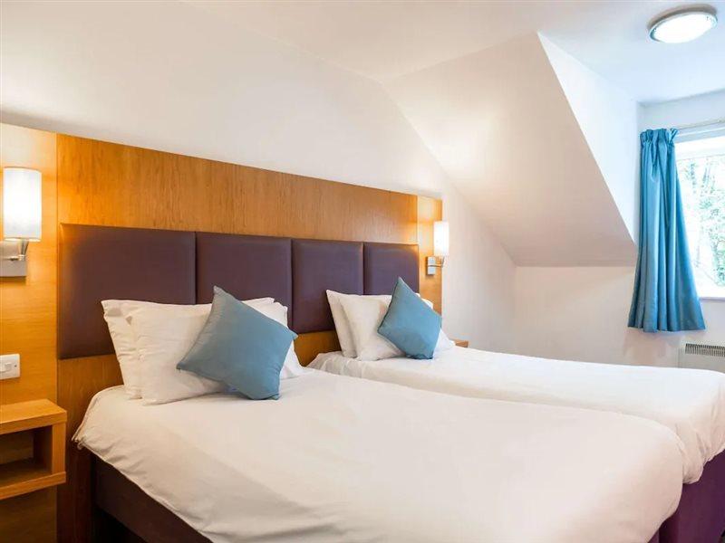Comfort Inn Manchester North ميدلتون المظهر الخارجي الصورة