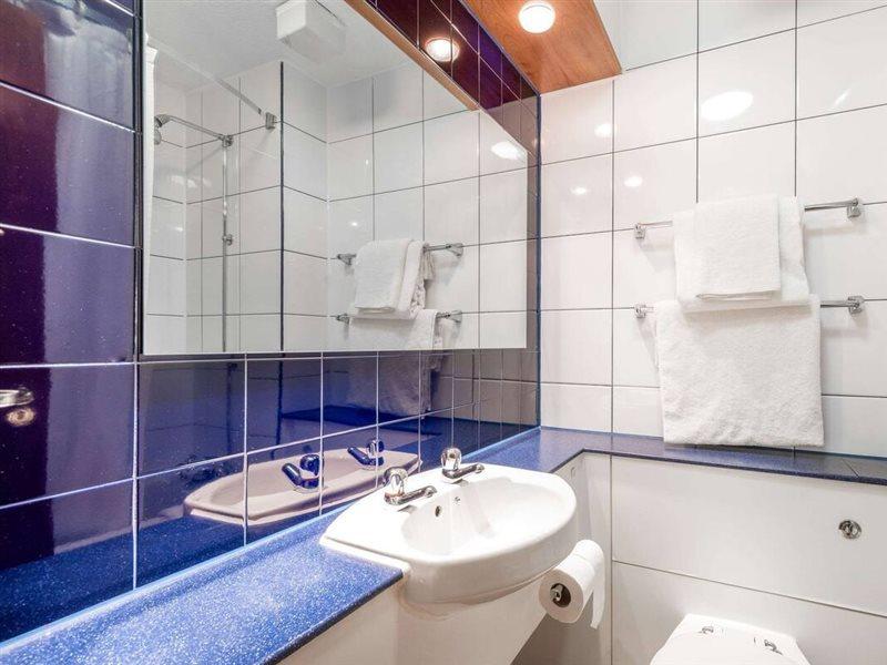 Comfort Inn Manchester North ميدلتون المظهر الخارجي الصورة